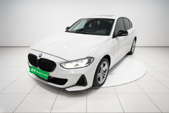 宝马1系 2021款 改款 120i M运动曜夜版