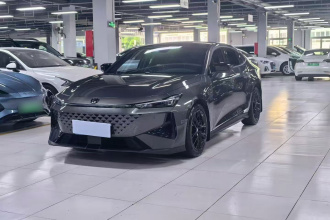 长安UNI-V 2024款 1.5T 尊贵型