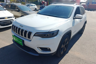 Jeep 自由光 2019款 2.0T 四驱探享版+自动驾驶智慧包 国V