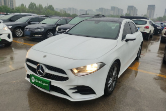 奔驰A级 2021款 A 180 L 运动轿车