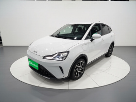 哪吒汽车 哪吒AYA 2023款 改款 401 Lite