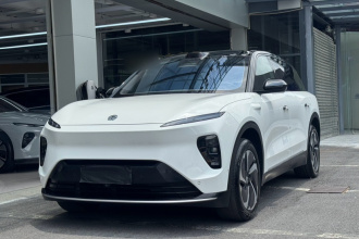 蔚来ES8 2023款 75kWh 行政版