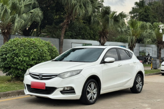 长安 逸动 2016款 XT 1.6L 自动俊酷型