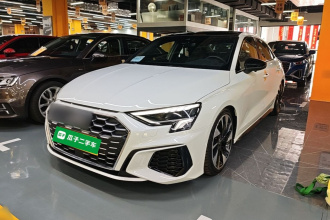 奥迪A3 2022款 A3L Limousine 35 TFSI 时尚运动型
