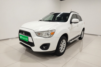 三菱 劲炫ASX 2013款 2.0L CVT两驱精英版