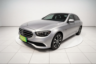 奔驰E级新能源 2021款 E 350 e L 插电式混合动力轿车