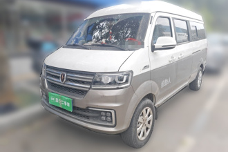 金杯 新海狮S 2023款 1.5L 财富版客车5/6/7座中央空调版SWC15M