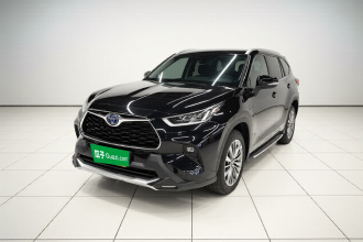 丰田 汉兰达 2022款 双擎 2.5L 四驱至尊版 7座