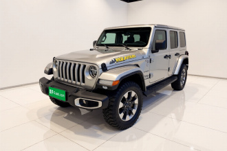 Jeep 牧马人 2019款 2.0T Sahara 四门版 国VI