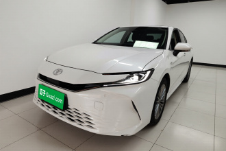 丰田 凯美瑞 2024款 双擎 2.0HGVP 豪华版