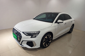 奥迪A3 2023款 改款 A3L Limousine 35 TFSI 时尚运动型