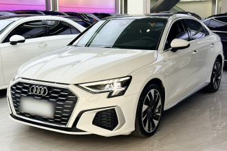 奥迪A3 2022款 A3L Limousine 35 TFSI 时尚运动型