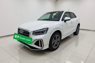 奥迪Q2L 2022款 35 TFSI 时尚动感型