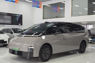 理想汽车 理想MEGA 2024款 Ultra