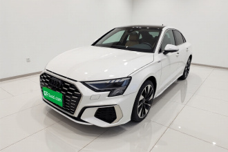 奥迪A3 2022款 A3L Limousine 35 TFSI 时尚运动型