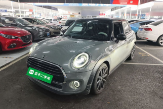 MINI 2021款 1.5T COOPER 艺术家 五门版
