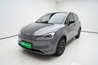 哪吒汽车 哪吒V 2022款 潮 300 Lite 三元锂