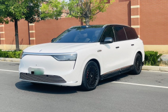 鸿蒙智行 问界M8 2025款 增程 Max+版 53.4kWh 6座版 (192线激光雷达）