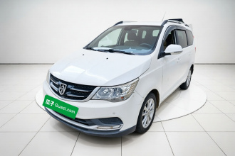 宝骏730 2016款 改款 1.5L 手动标准型 5座