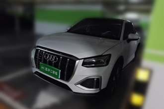 奥迪Q2L 2022款 35 TFSI 时尚致雅型