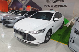 比亚迪 秦PLUS 2024款 荣耀版 DM-i 55KM领先型