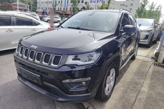 Jeep 指南者 2017款 200T 自动家享版