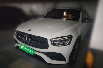 奔驰GLC轿跑 2020款 GLC 260 4MATIC 轿跑SUV