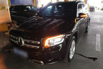 奔驰GLB 2022款 改款二 GLB 200 动感型