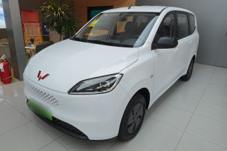 五菱汽车 五菱宏光新能源 2025款 增程式混动 50KM 舒适型