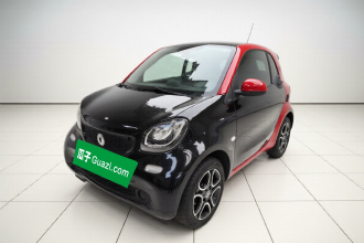 smart fortwo 2019款 0.9T 66千瓦硬顶动擎版 国VI