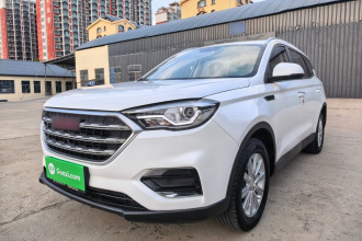 中国重汽VGV VGV U70 2021款 1.5T 手动优悦版 7座