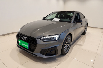 奥迪A5 2024款 Sportback 40 TFSI quattro 豪华动感型