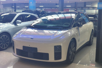 理想汽车 理想i6 2025款 两驱标准版