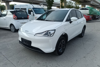哪吒汽车 哪吒V 2021款 标准续航娱乐版升级型