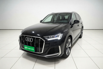 奥迪Q7 2021款 55 TFSI quattro S line尊贵型