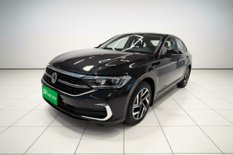 大众 速腾 2026款 3000万辆甄选款 300TSI DSG 超越版