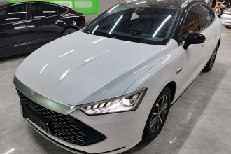 比亚迪 秦PLUS 2024款 荣耀版 DM-i 55KM领先型