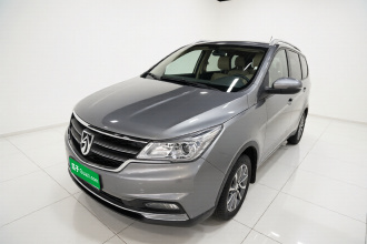 宝骏730 2017款 1.5T 手动时尚型 7座 国V