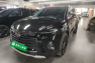 雪佛兰 开拓者 2022款 轻混 650T Redline 7座 霆版