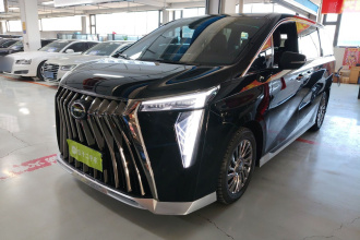 广汽传祺 传祺M8 2023款 宗师系列 双擎 旗舰版