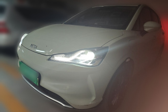 哪吒汽车 哪吒V 2022款 潮 400 Lite