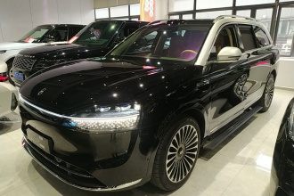 鸿蒙智行 问界M9 2025款 增程 Ultra版 52kWh 6座版 (192线激光雷达）