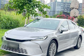 丰田 凯美瑞 2024款 双擎 2.0HGVP 豪华版