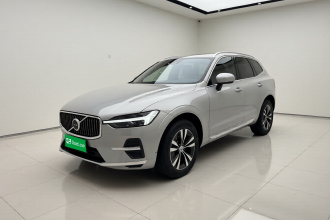沃尔沃XC60 2022款 B5 四驱智逸豪华版