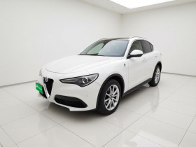 阿尔法·罗密欧 Stelvio斯坦维 2017款 2.0T 200HP 豪华版