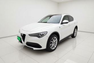 阿尔法·罗密欧 Stelvio斯坦维 2017款 2.0T 200HP 豪华版