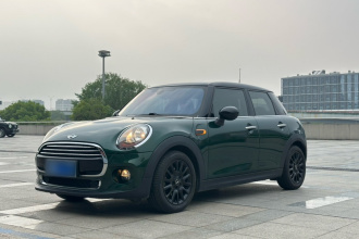 MINI 2016款 1.5T COOPER 五门版