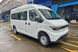 江铃 E福顺 2025款 明窗版 77kwh 中轴中顶