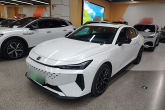 长安UNI-V 智电iDD 2024款 蓝鲸智电iDD 136km 智酷型