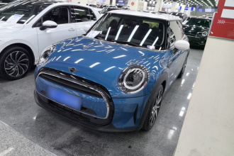 MINI 2022款 改款 1.5T COOPER 艺术家